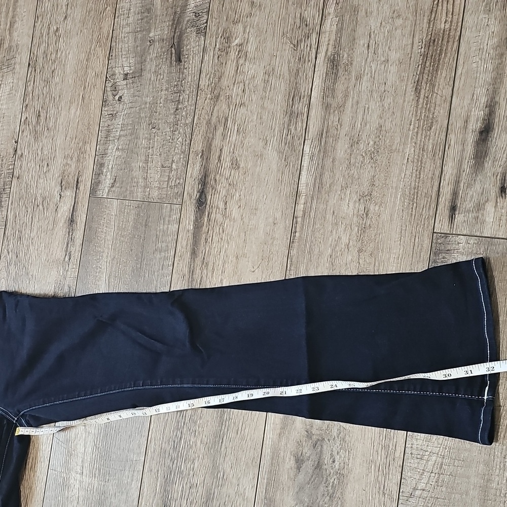 True Religion Mid Rise Bootcut Jeans - Picture 6 of 11